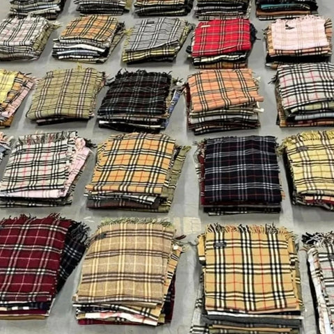 Bale Écharpes Burberry 14.86€pp x100